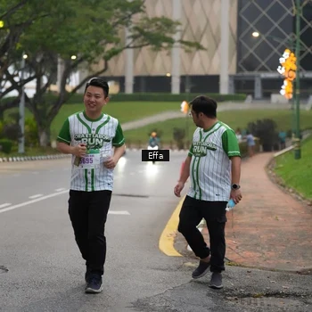 Runner Photo 8641725