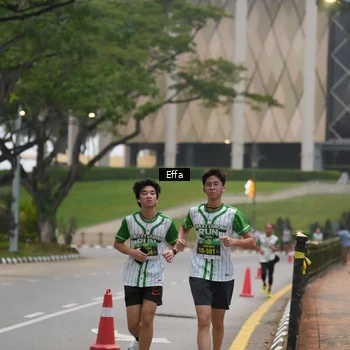 Runner Photo 8641726