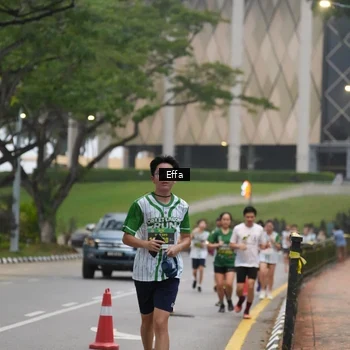 Runner Photo 8641748