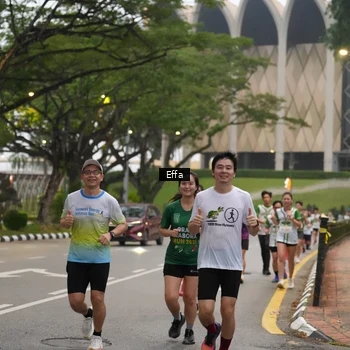 Runner Photo 8641751