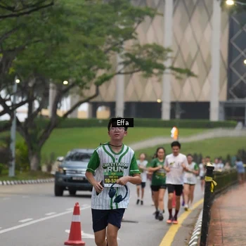 Runner Photo 8641781