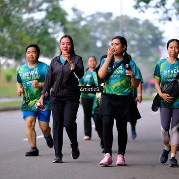 Runner Photo 8641846