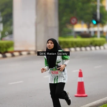 Runner Photo 8641935