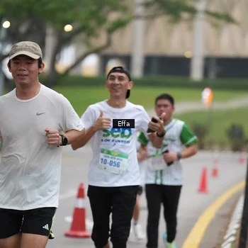 Runner Photo 8642034