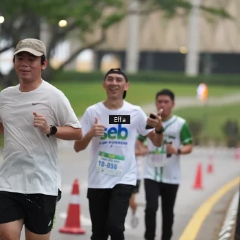 Runner Photo 8642074