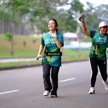 Runner Photo 8642084