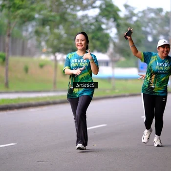 Runner Photo 8642087