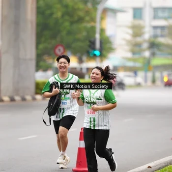 Runner Photo 8642101