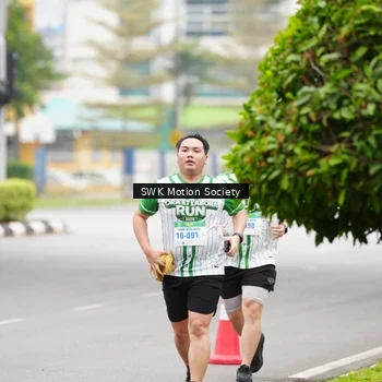 Runner Photo 8642203
