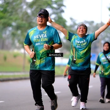 Runner Photo 8642261