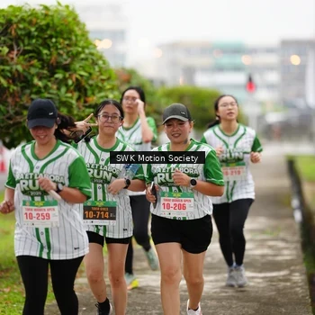 Runner Photo 8642293