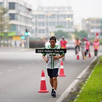 Runner Photo 8642298
