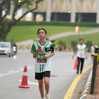 Runner Photo 8642306