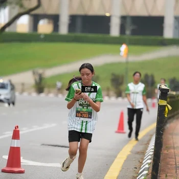 Runner Photo 8642314