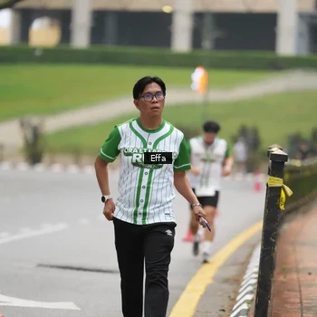 Runner Photo 8642332