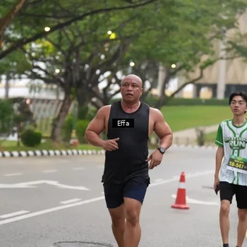 Runner Photo 8642354