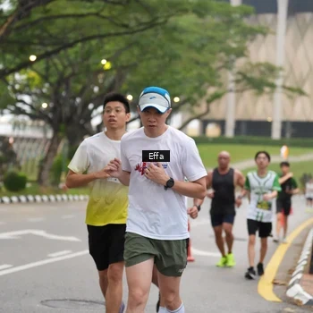 Runner Photo 8642363