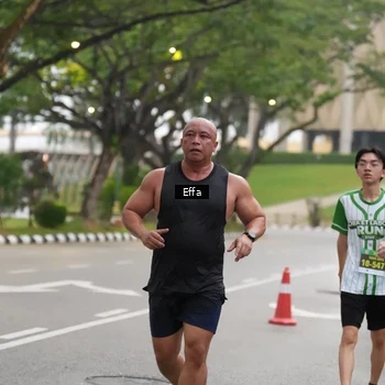Runner Photo 8642376
