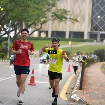 Runner Photo 8642395