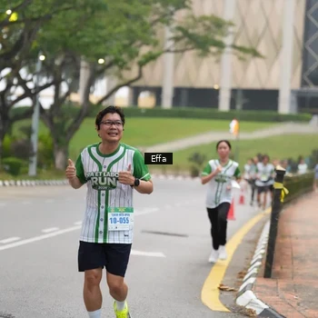 Runner Photo 8642412