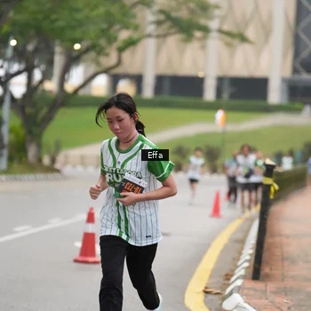 Runner Photo 8642419