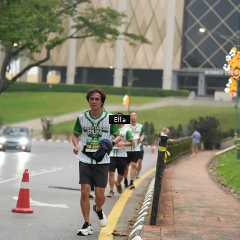 Runner Photo 8642428