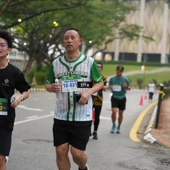 Runner Photo 8642460