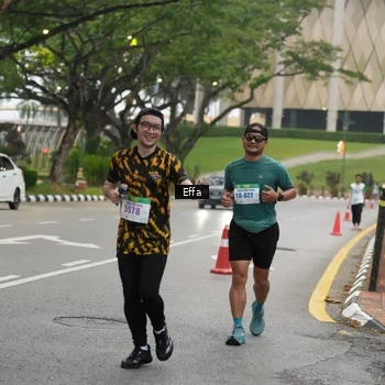 Runner Photo 8642474