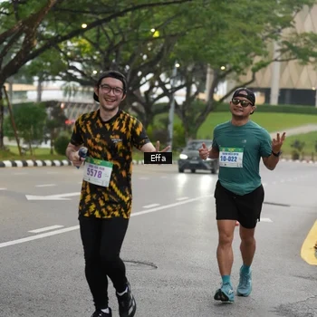 Runner Photo 8642484