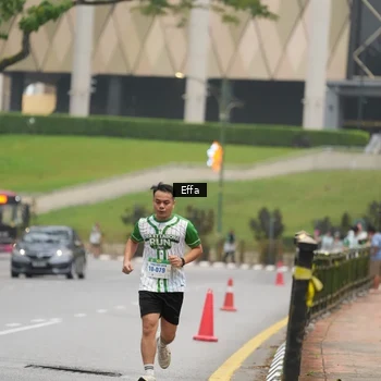 Runner Photo 8642487
