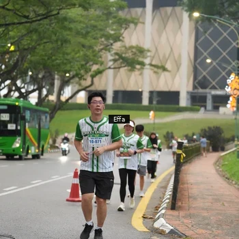 Runner Photo 8642506