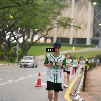 Runner Photo 8642590