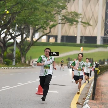 Runner Photo 8642595