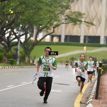 Runner Photo 8642609