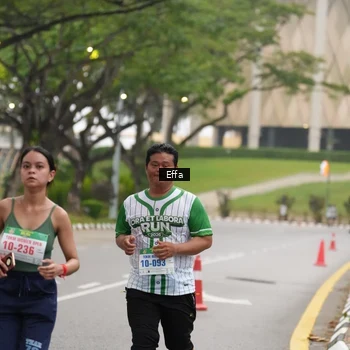 Runner Photo 8642690
