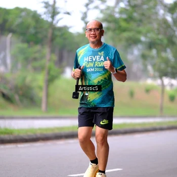 Runner Photo 8642756