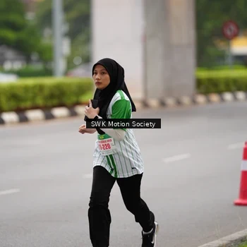 Runner Photo 8642975