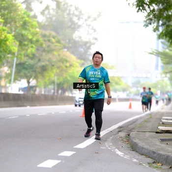 Runner Photo 8643318