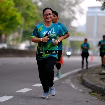 Runner Photo 8643380