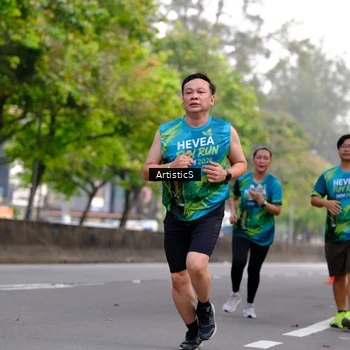 Runner Photo 8643418