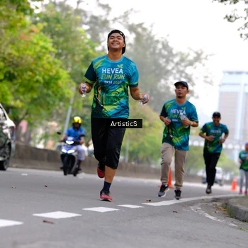 Runner Photo 8643444