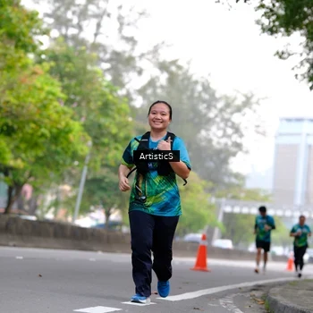 Runner Photo 8643494