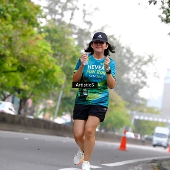 Runner Photo 8643518