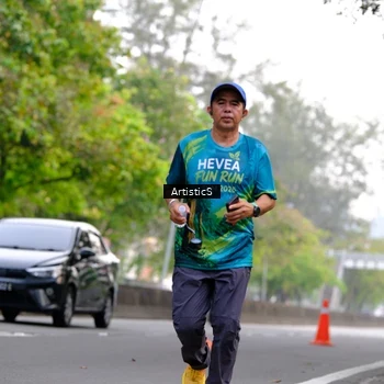 Runner Photo 8643529