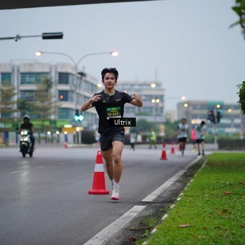 Runner Photo 8643625