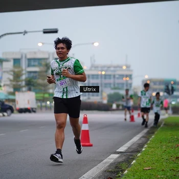 Runner Photo 8643645