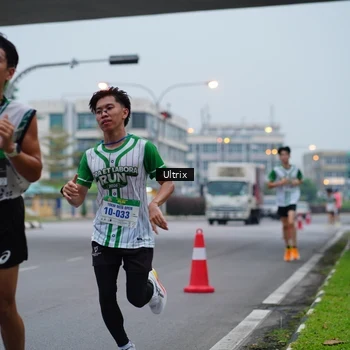 Runner Photo 8643699