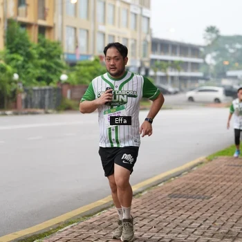 Runner Photo 8643774