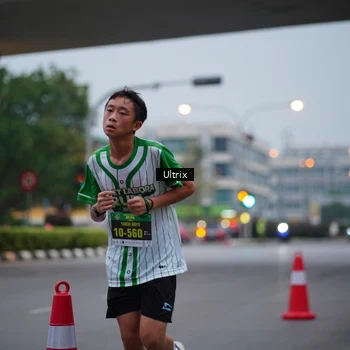 Runner Photo 8643800