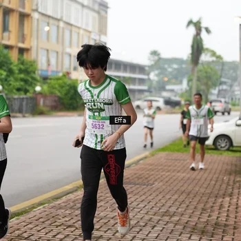 Runner Photo 8643898